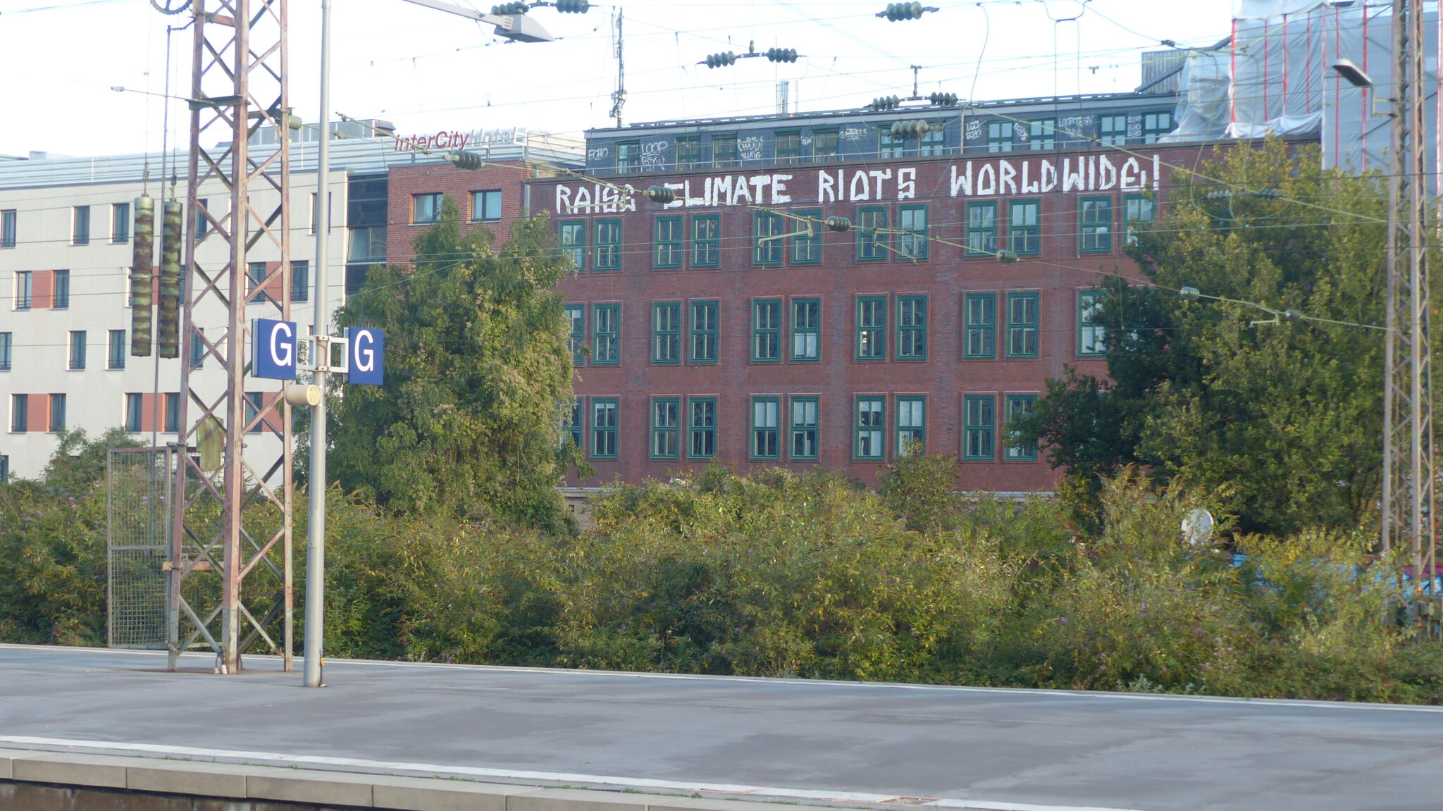 Unknown - Essen&mdash;Raise climate riots worldwide