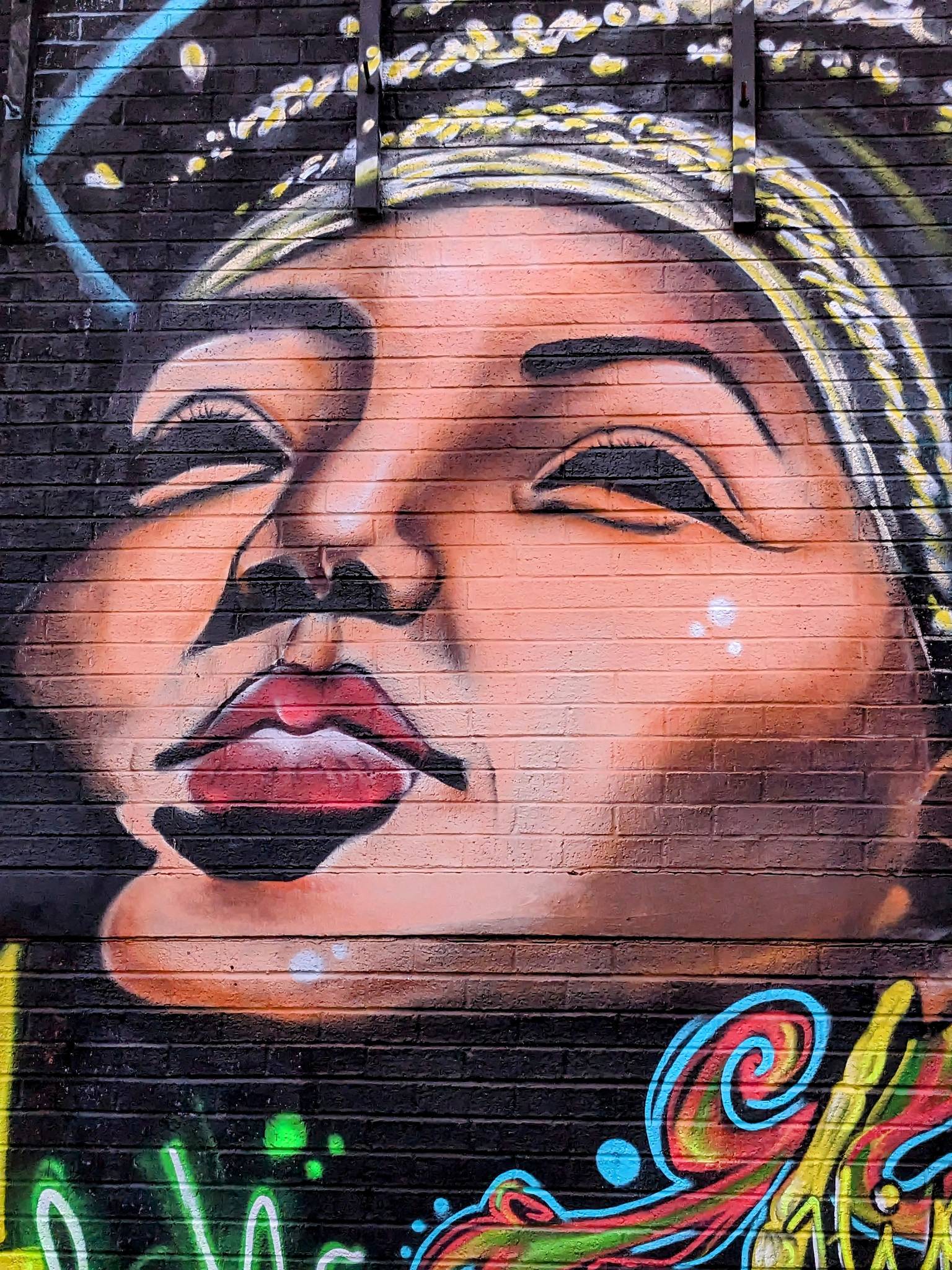 Apparan&mdash;Queen Latifah