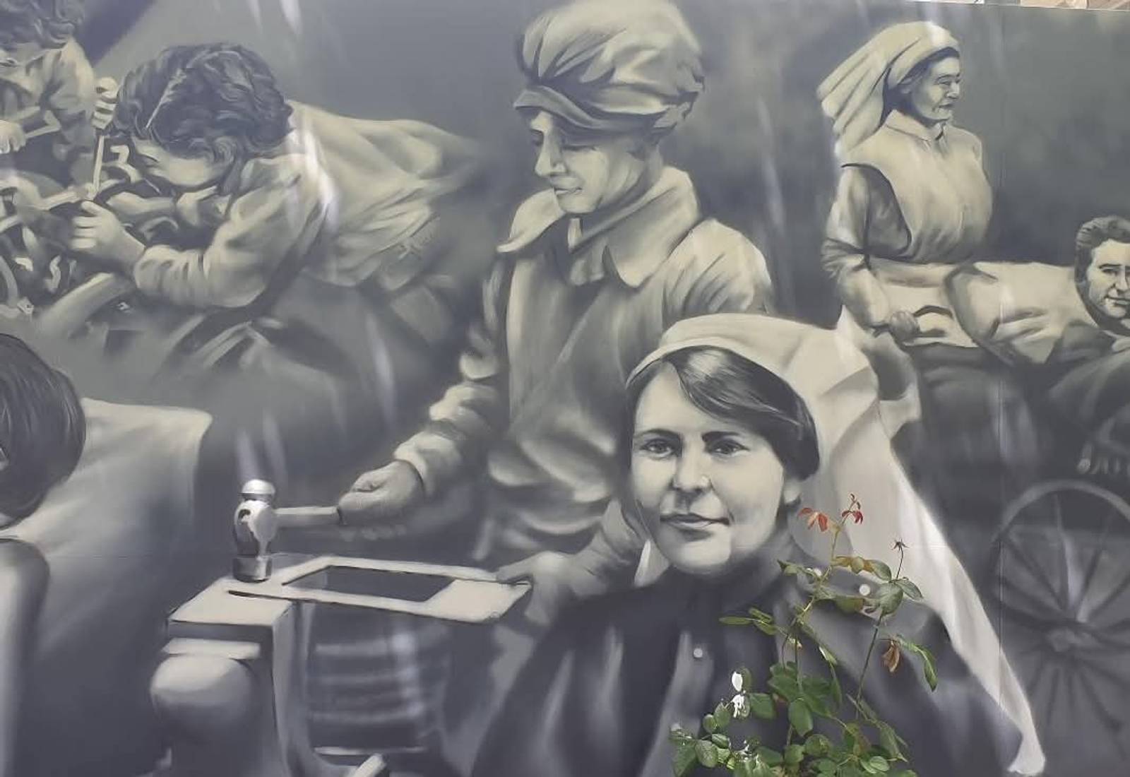 Tim Bowtell, Sam Bowtell&mdash;Women at War