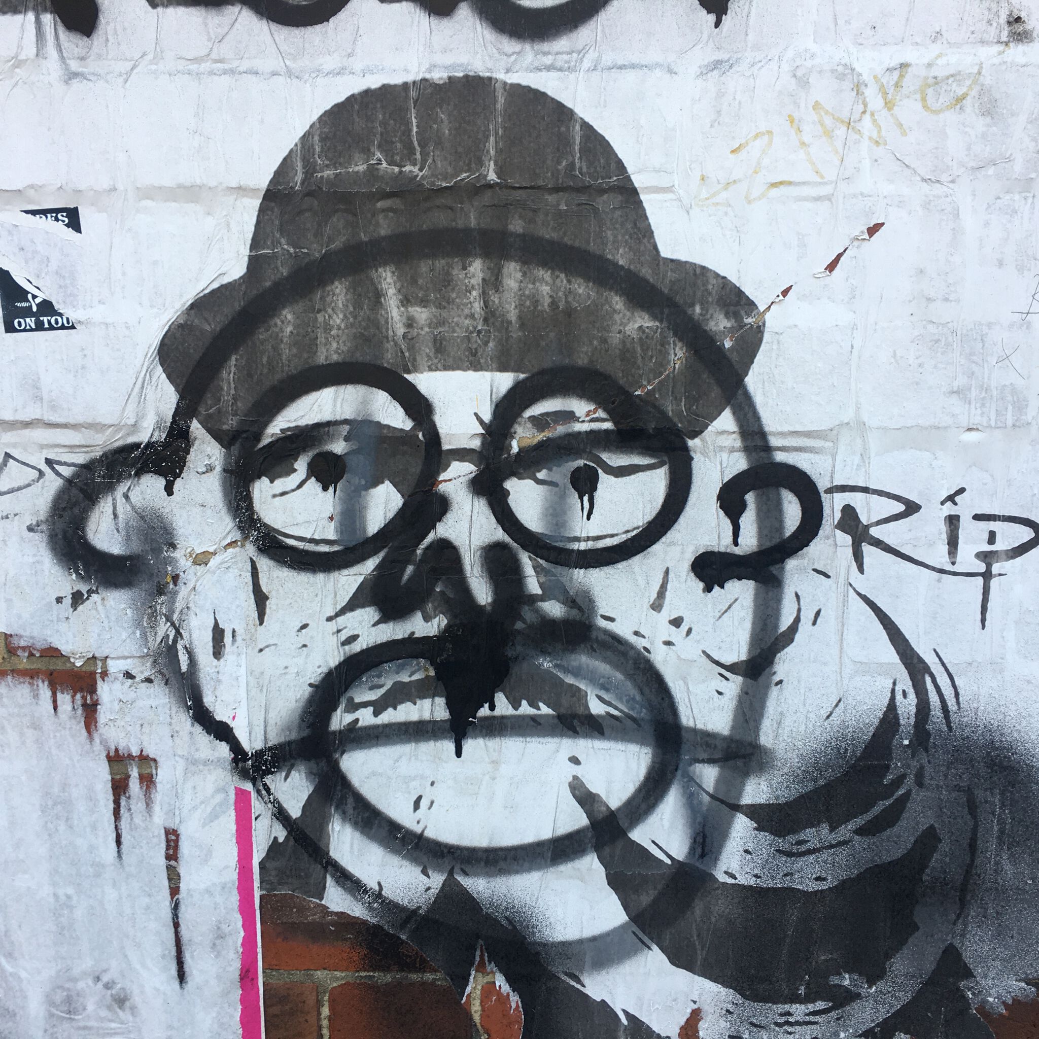 RIP_streetart&mdash;Untitled