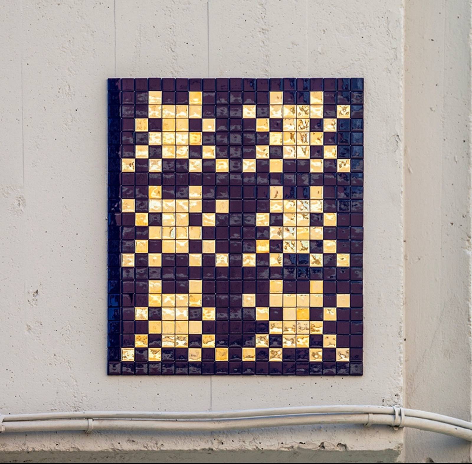 invader&mdash;RA_15 BRIGHT LIKE STARS!