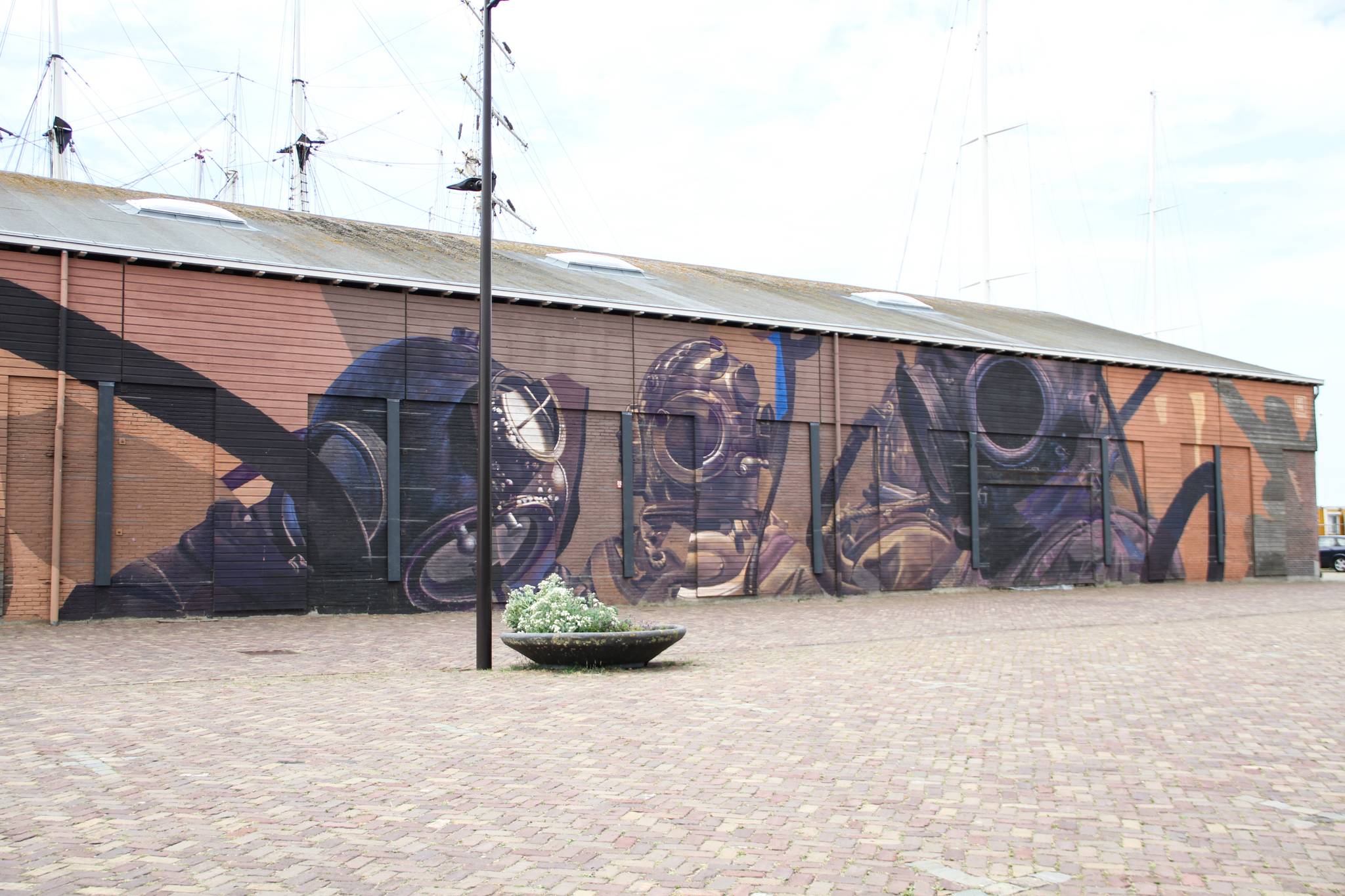 Telmo Miel&mdash;Dive Bar