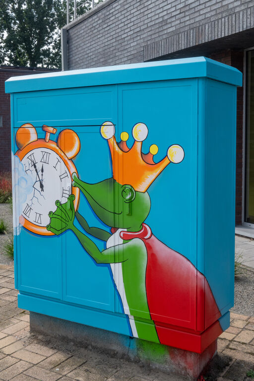 Tour Elentrik - Kus van de kikker