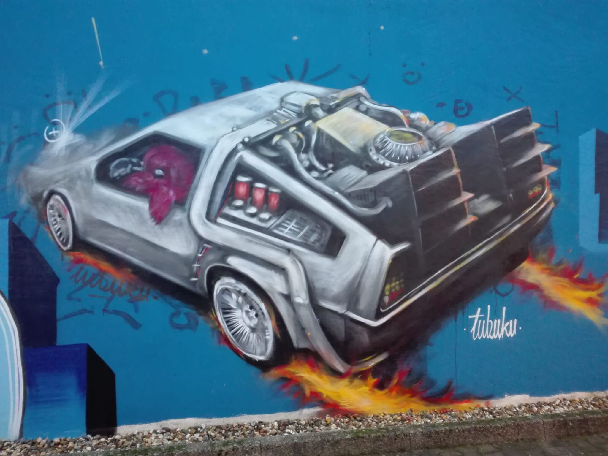 TUBUKU&mdash;Back to the future