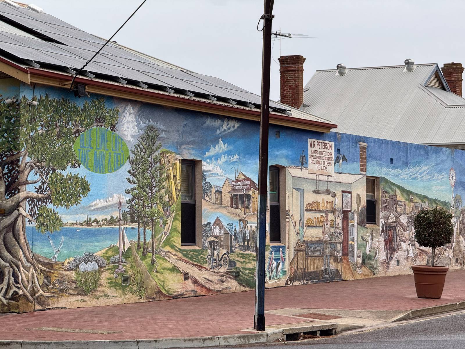 Anne Harris&mdash;Blue Lime Cafe Mural