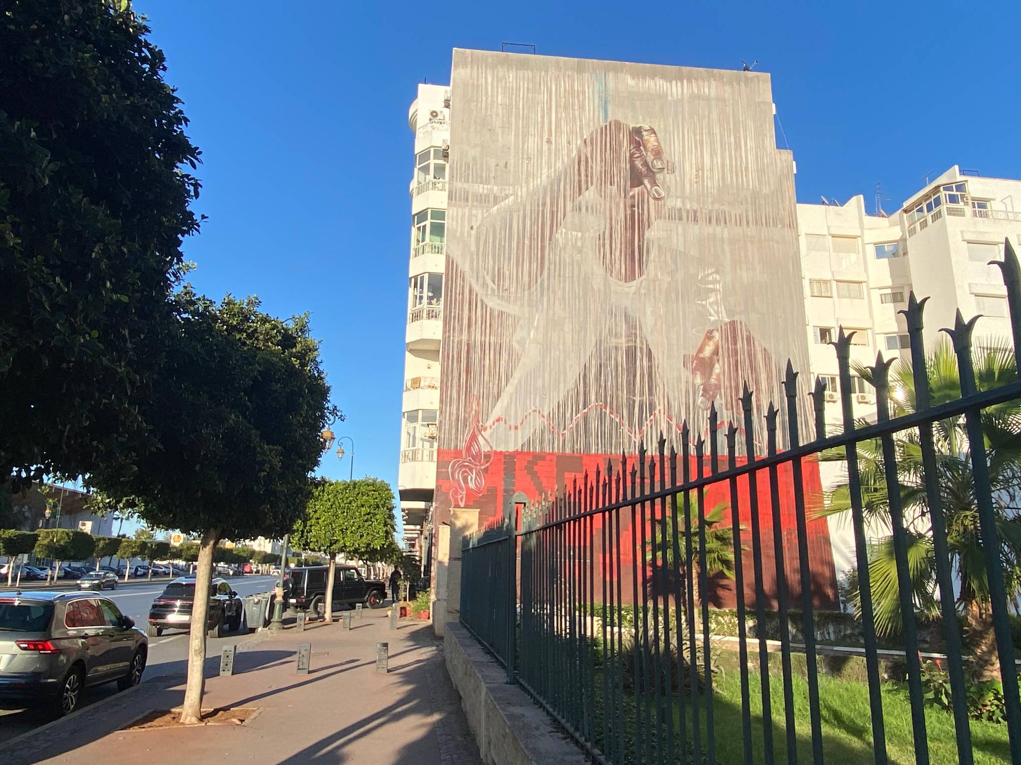 Case Maclaim&mdash;The Moroccan Weaver Of Rugs