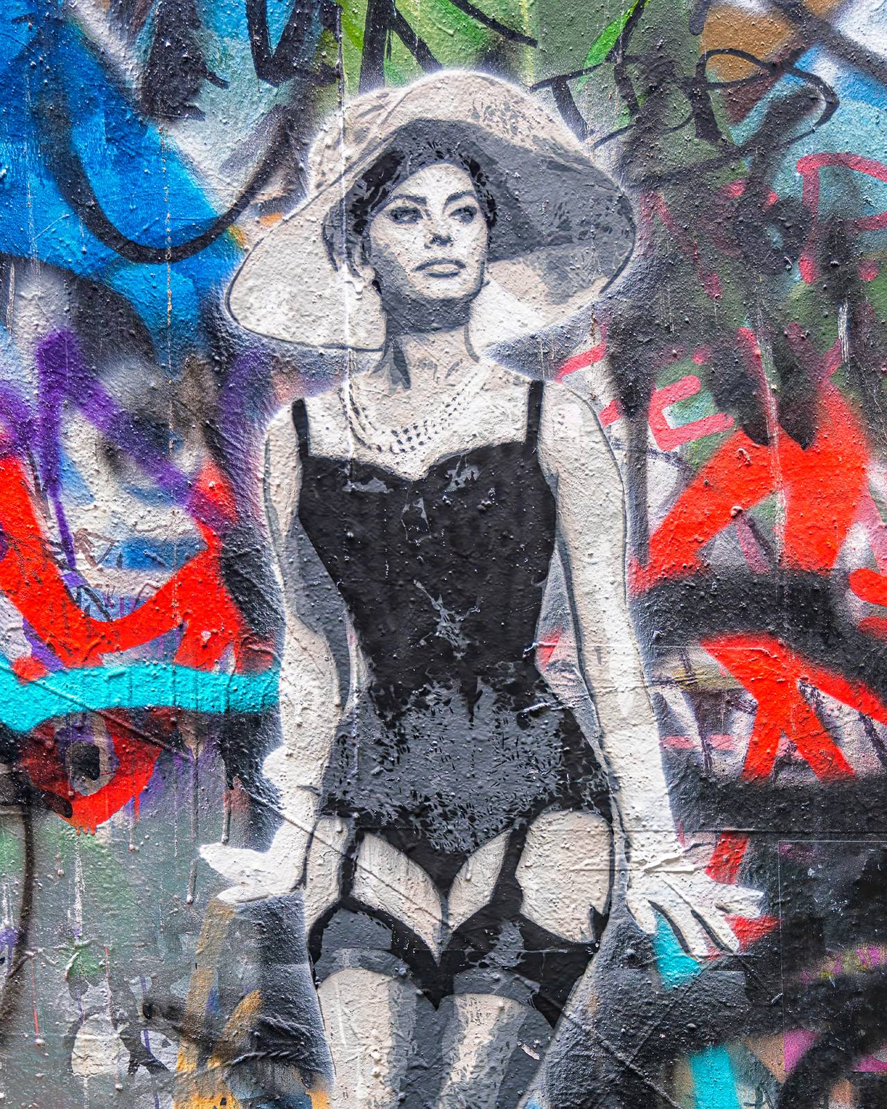 Andy Richmond&mdash;Sophia Loren