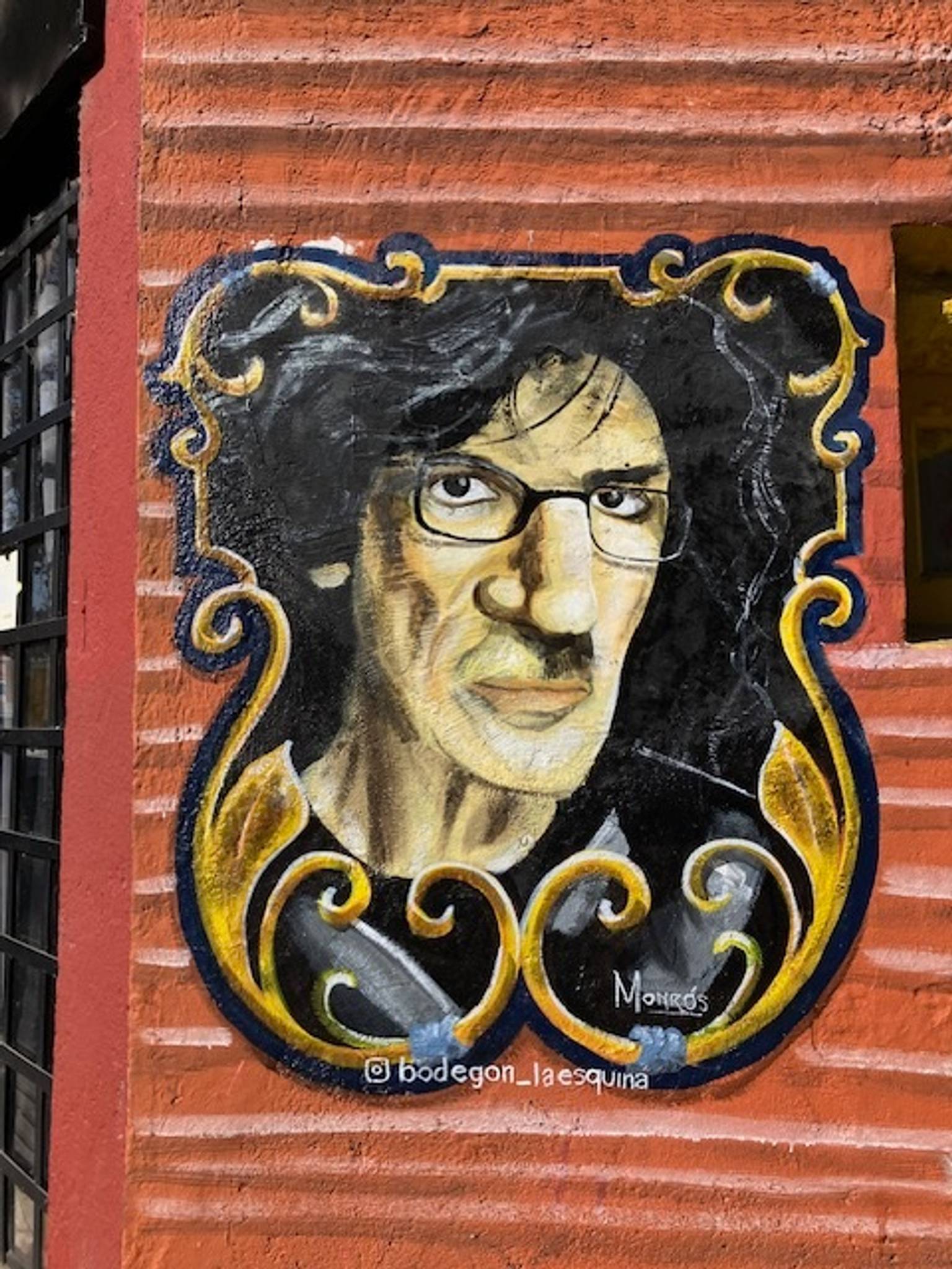 Monros&mdash;Charly