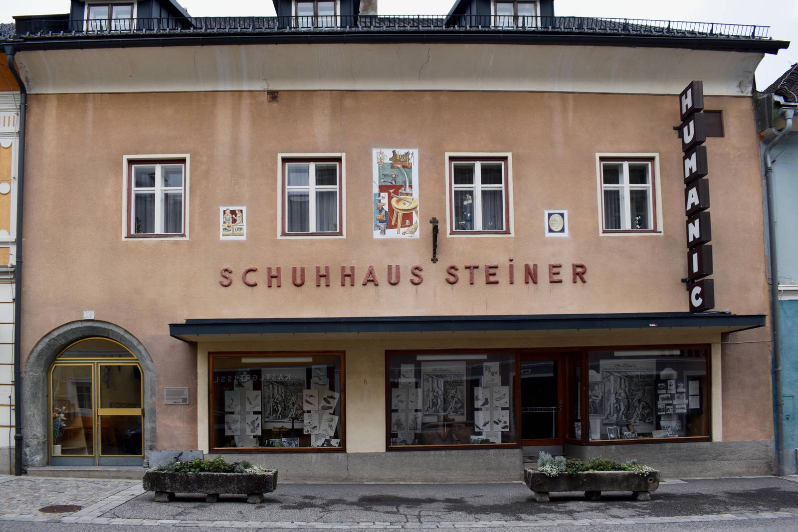 Maja Subic&mdash;Shoe house // EU kunstwaende
