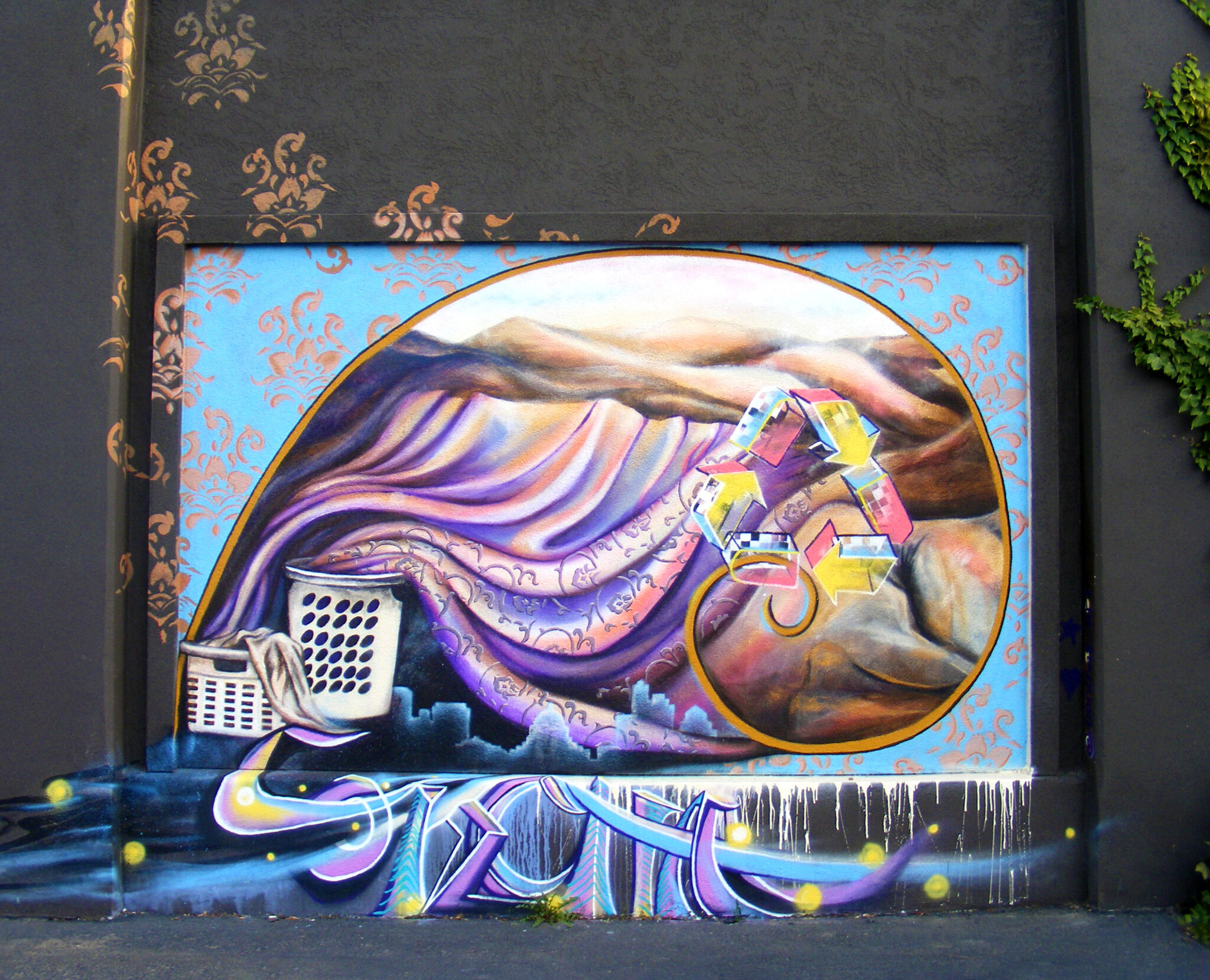 Conchas_Art, Goddamndrips, LaioMichels, Tony Caprai&mdash;Restyle Animal Rescue Thrift Store Mural Project